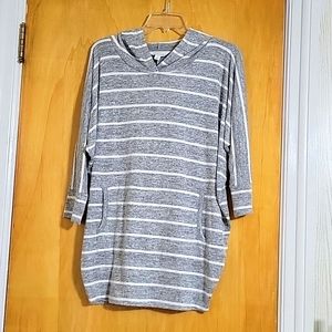 Market&Spruce, Large, Gray w/white stripes, hooded tunic (3/4 lengths sleeves)